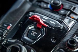 Lamborghini Aventador SVJ Roadster 2019 года  (UK)